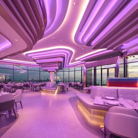 Grande Centre Point Space Pattaya Exterior foto The interior of the restaurant