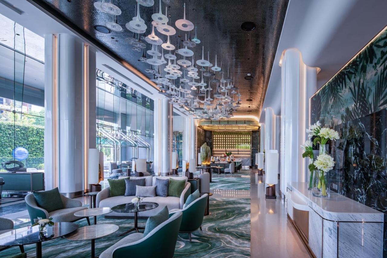 Grande Centre Point Space Pattaya Exterior foto The lobby