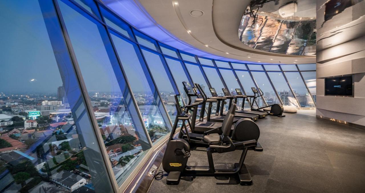 Grande Centre Point Space Pattaya Exterior foto The gym at the 39th floor
